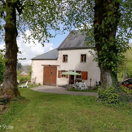 Chambre D Hote Le Lavoir Saint-Brisson Екстериор снимка