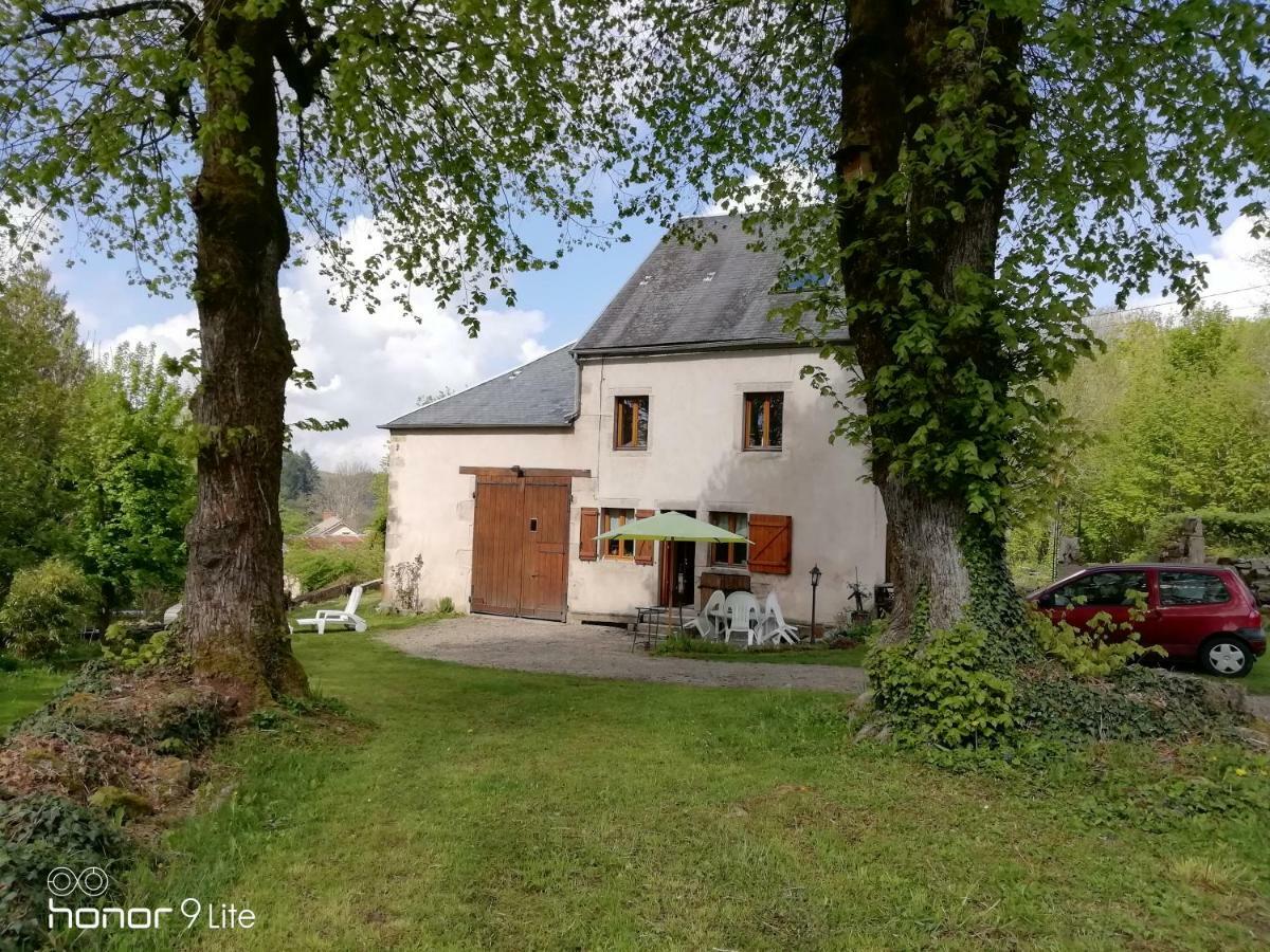 Chambre D Hote Le Lavoir Saint-Brisson Екстериор снимка